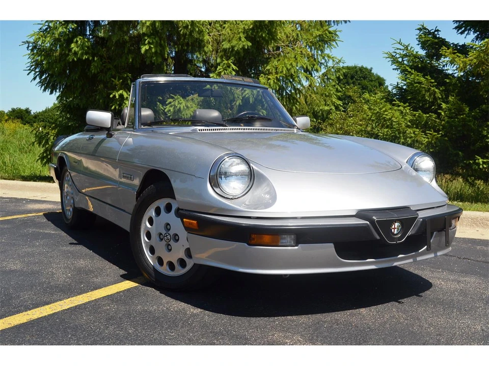 1986 Alfa Romeo 75/Milano - Image 10 of 30