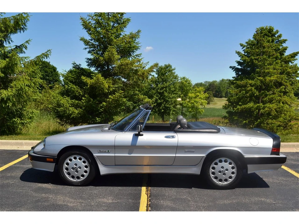 1986 Alfa Romeo 75/Milano - Image 4 of 30