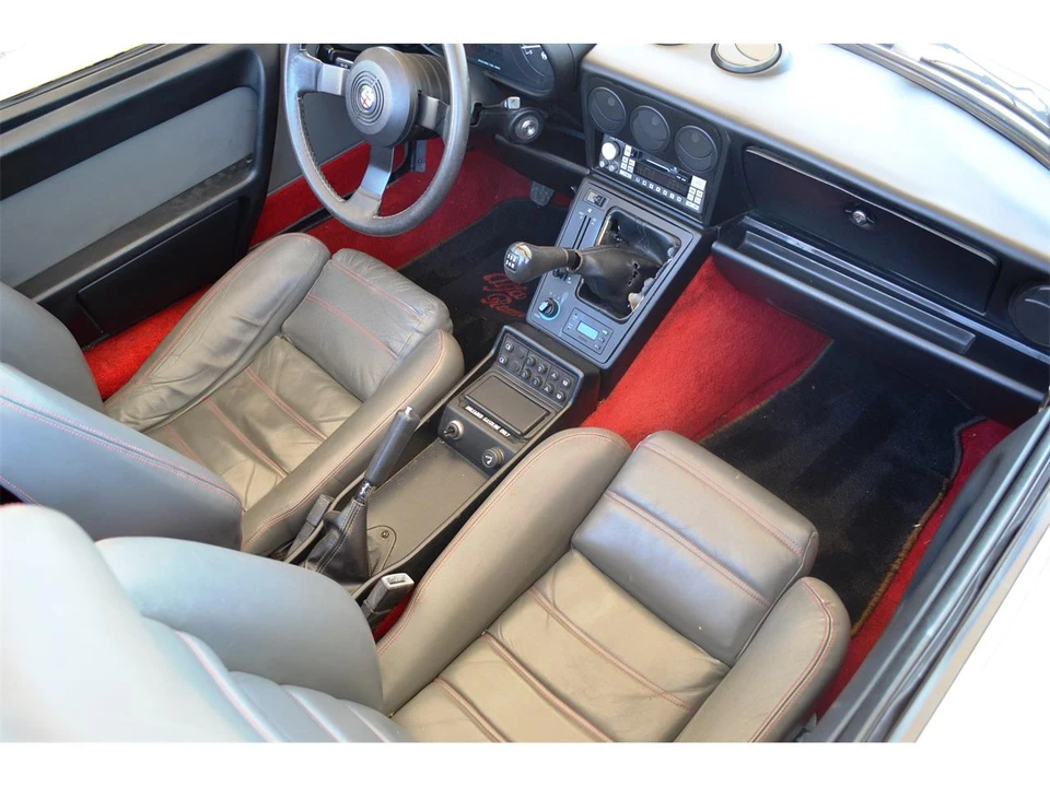 1986 Alfa Romeo 75/Milano - Image 24 of 30