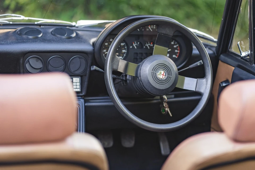 1986 Alfa Romeo Series 3 - Image 18 of 30