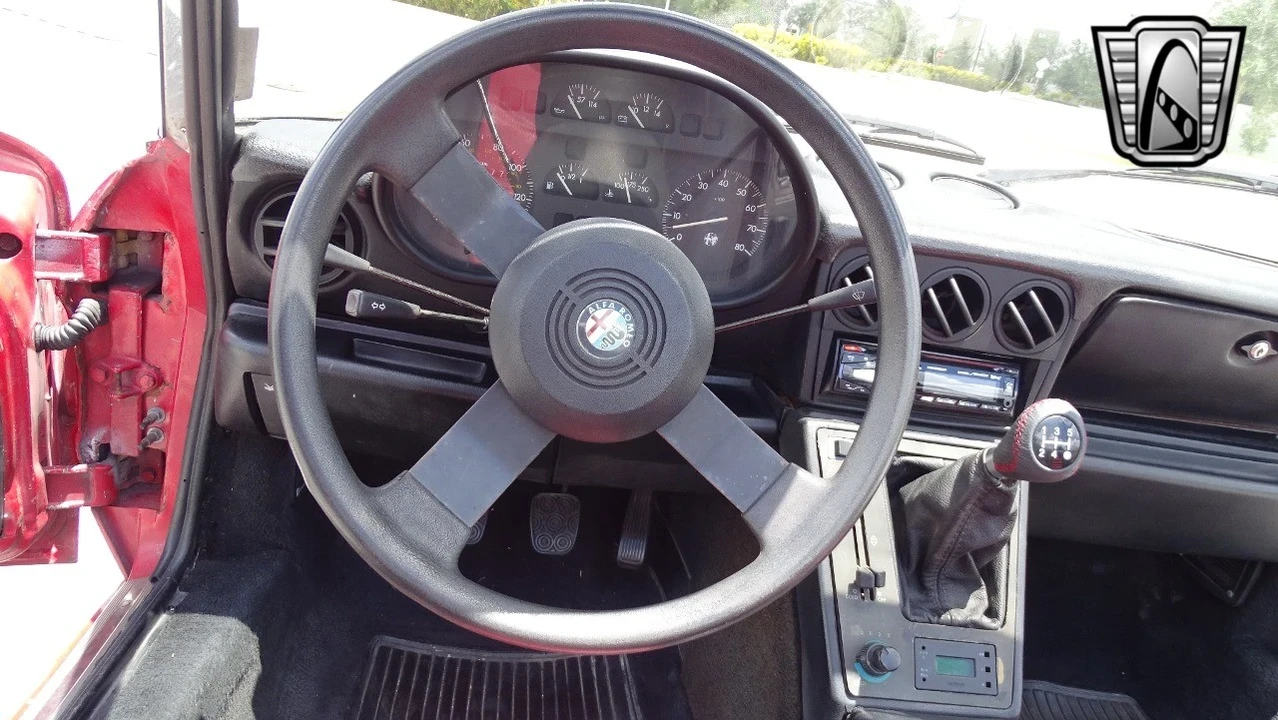 1986 Alfa Romeo Series 3 - Image 7 of 12