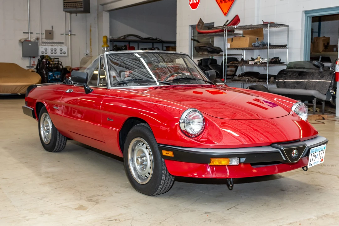 1986 Alfa Romeo Series 3 - Image 2 of 31