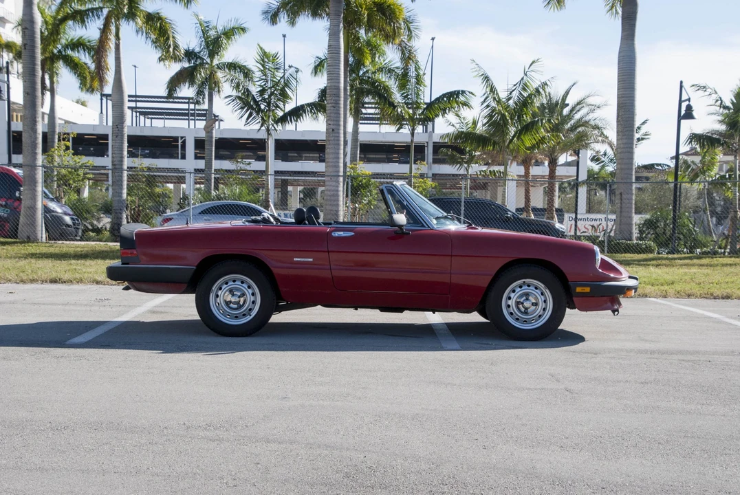 1986 Alfa Romeo Series 3 - Image 9 of 31