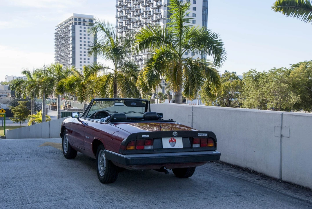 1986 Alfa Romeo Series 3 - Image 10 of 31