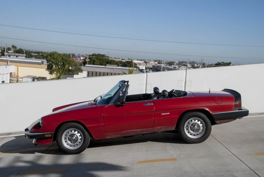1986 Alfa Romeo Series 3 - Image 2 of 31