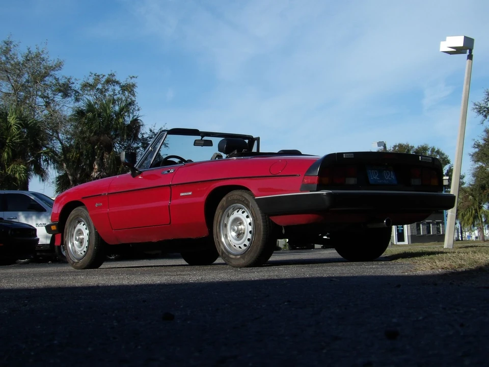 1986 Alfa Romeo Series 3 - Image 16 of 21