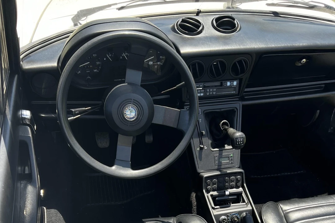 1986 Alfa Romeo Series 3 - Image 24 of 31