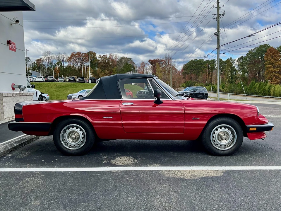 1986 Alfa Romeo Series 3 - Image 9 of 31