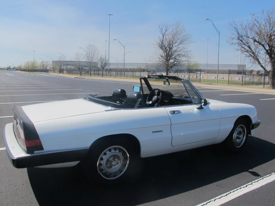 1986 Alfa Romeo Series 3 - Image 6 of 31