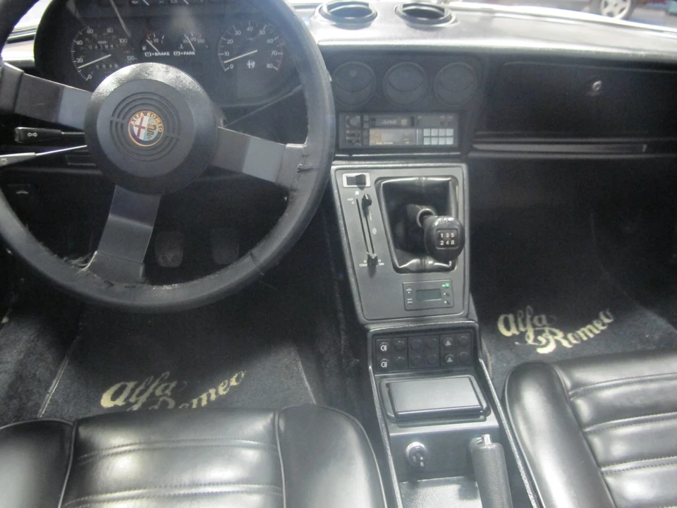 1986 Alfa Romeo Series 3 - Image 19 of 31