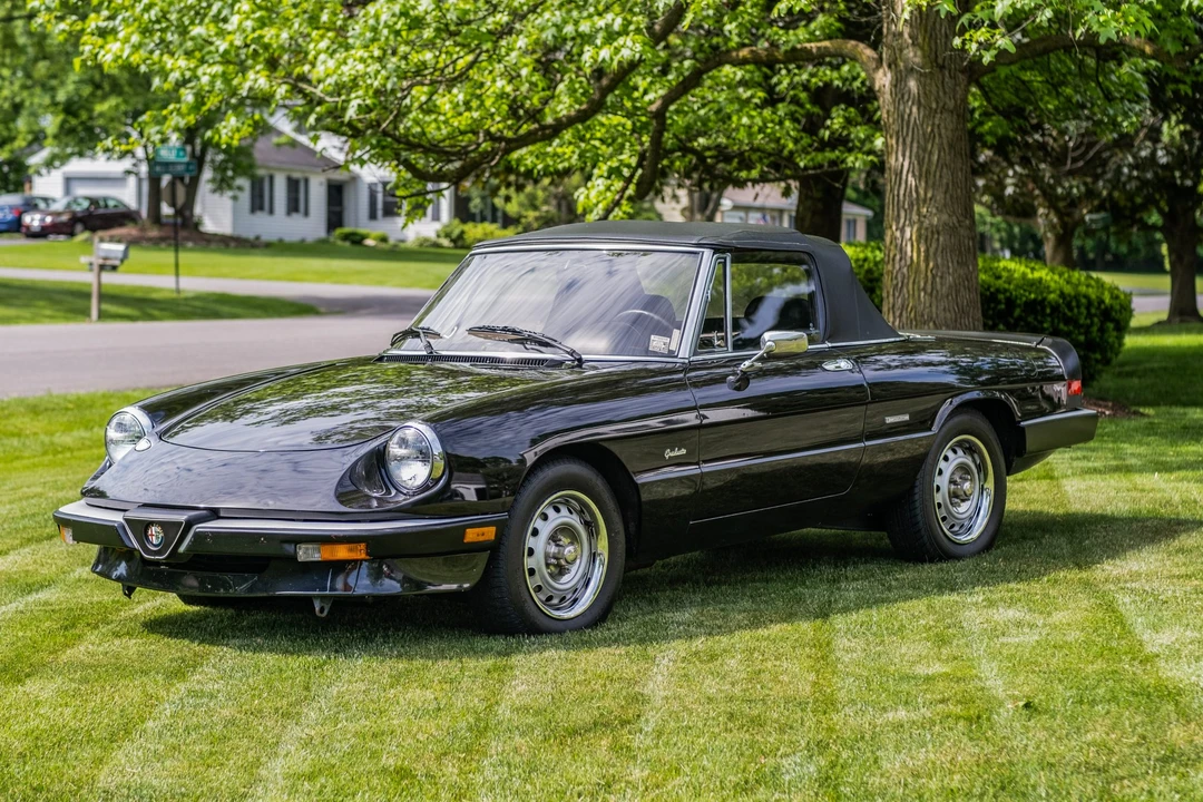 1986 Alfa Romeo Series 3 - Image 2 of 31