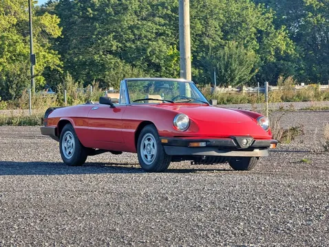 1986 Alfa Romeo Spider
