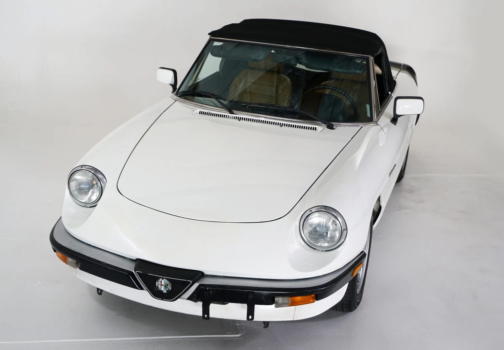 1986 Alfa Romeo Series 3 - Image 2 of 31