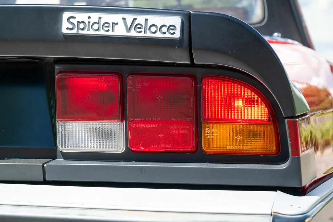 1986 Alfa Romeo Series 3 - Image 30 of 31