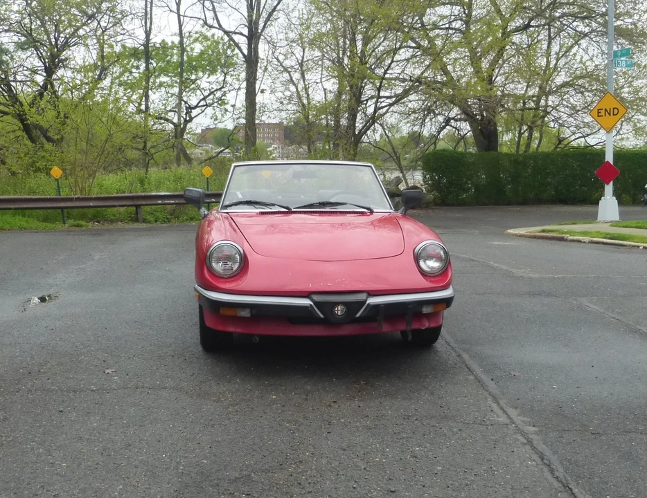 1986 Alfa Romeo Series 3 - Image 2 of 31