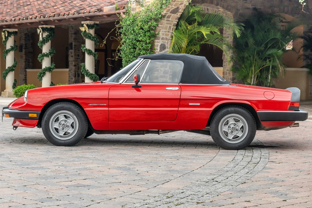 1986 Alfa Romeo Series 3 - Image 10 of 31