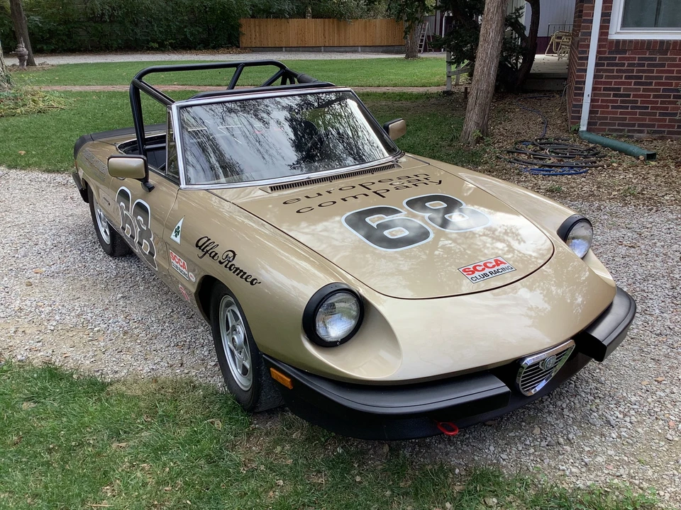 1986 Alfa Romeo Series 3 - Image 2 of 31