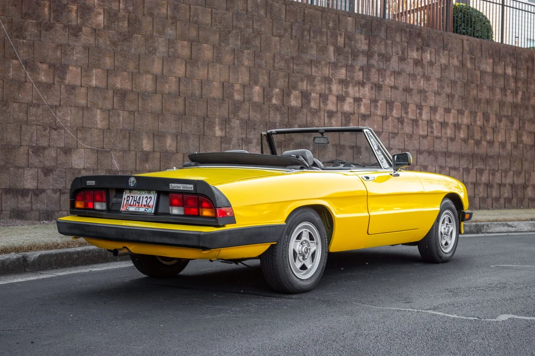 1986 Alfa Romeo Series 3 - Image 31 of 31