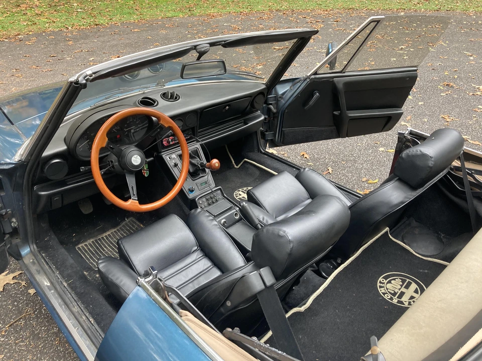 1986 Alfa Romeo Series 3 - Image 31 of 31