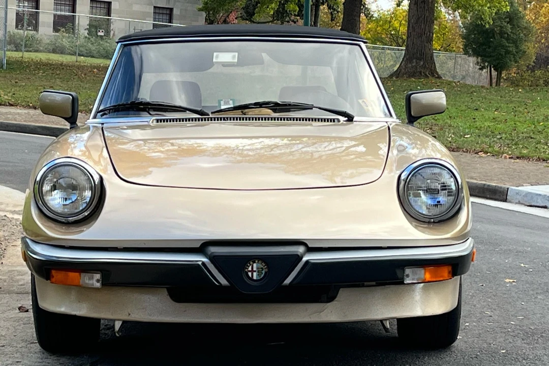 1986 Alfa Romeo Series 3 - Image 2 of 31