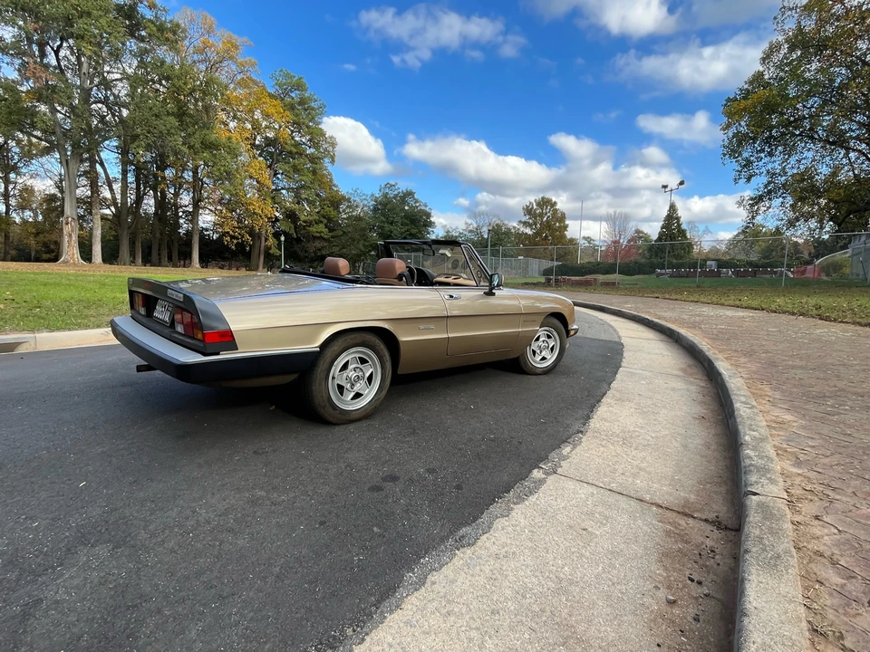 1986 Alfa Romeo Series 3 - Image 15 of 31
