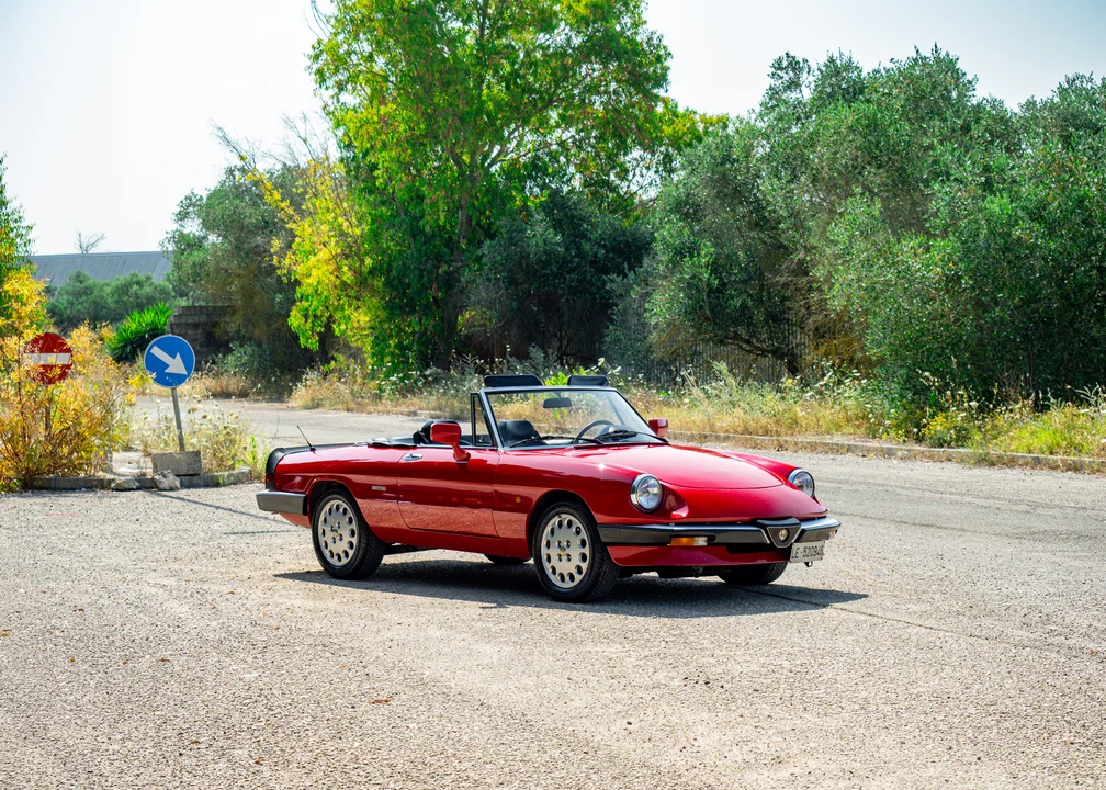 1988 Alfa Romeo Series 3 - Image 8 of 31