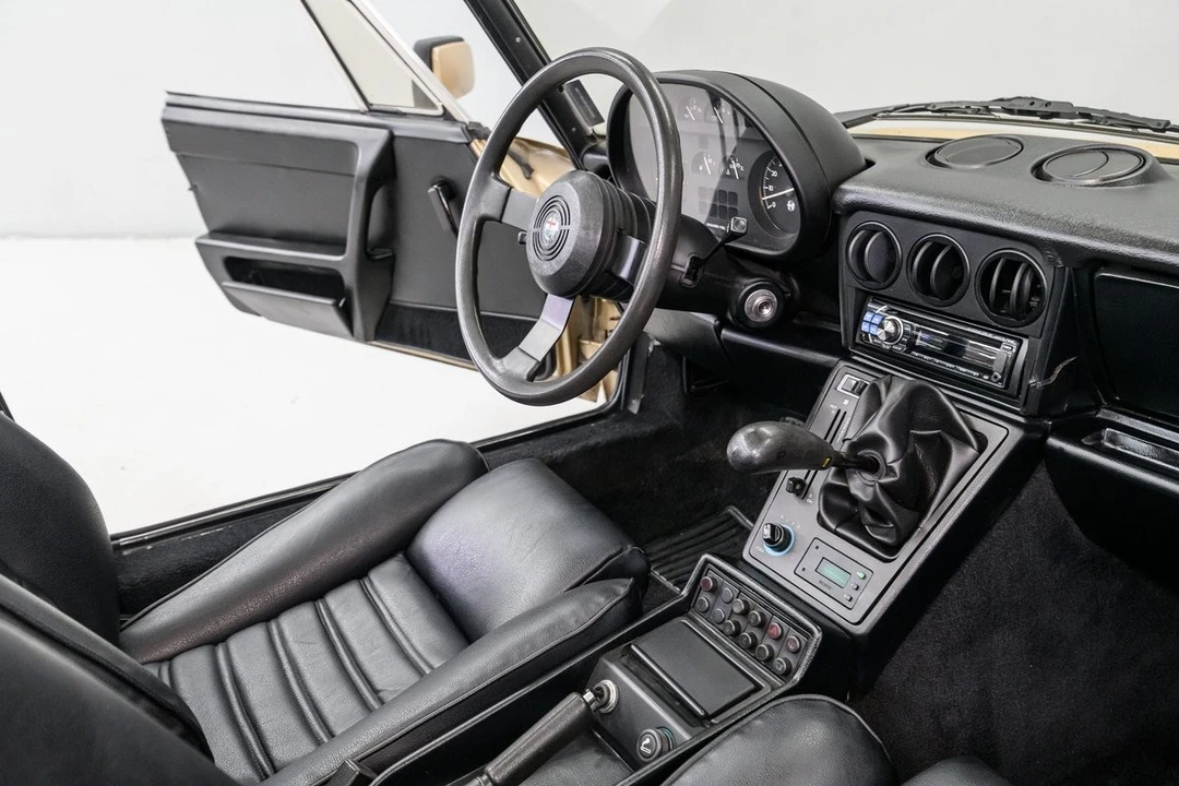1986 Alfa Romeo - Image 19 of 31