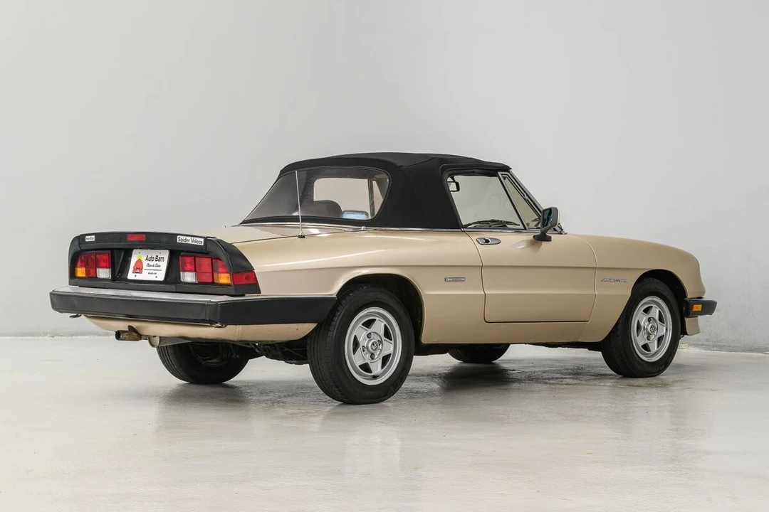 1986 Alfa Romeo Series 3 - Image 7 of 12