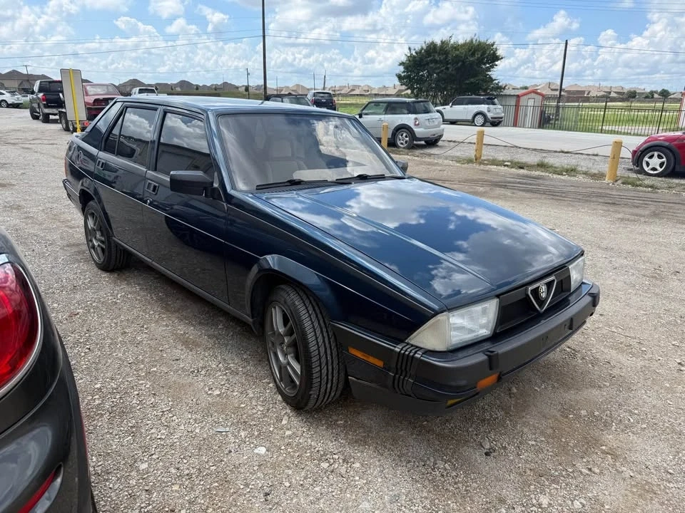 1986 Alfa Romeo 75/Milano - Image 2 of 8