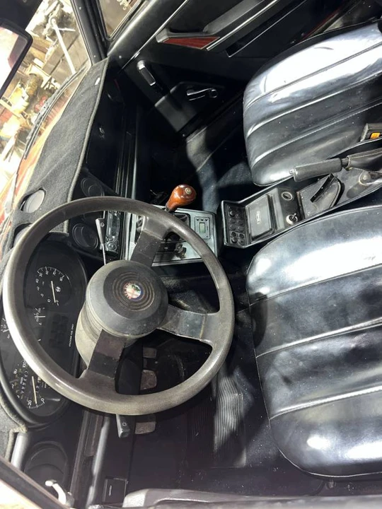 1986 Alfa Romeo Series 3 - Image 18 of 18
