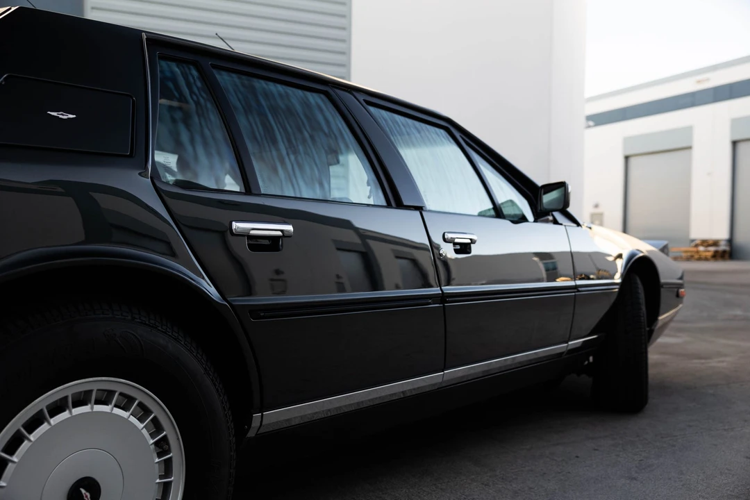 1986 Aston Martin Lagonda - Image 26 of 31