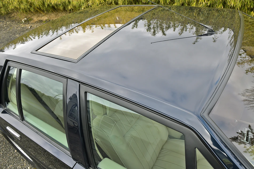 1986 Aston Martin Lagonda - Image 30 of 31
