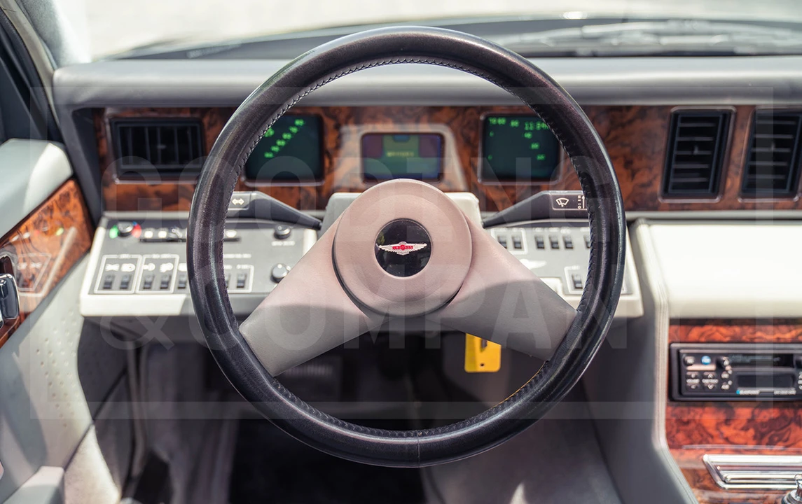 1986 Aston Martin Lagonda - Image 10 of 21
