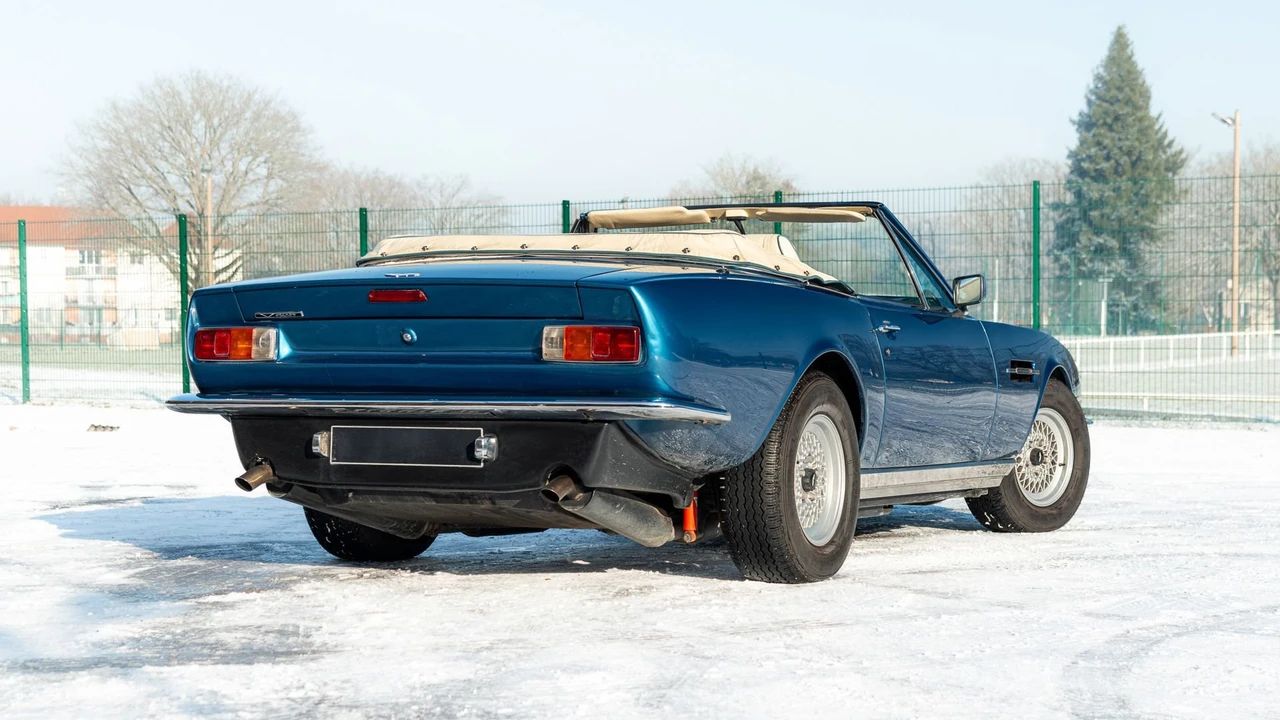 1986 Aston Martin DBS V8 & V8 & V8 Vantage - Image 15 of 31