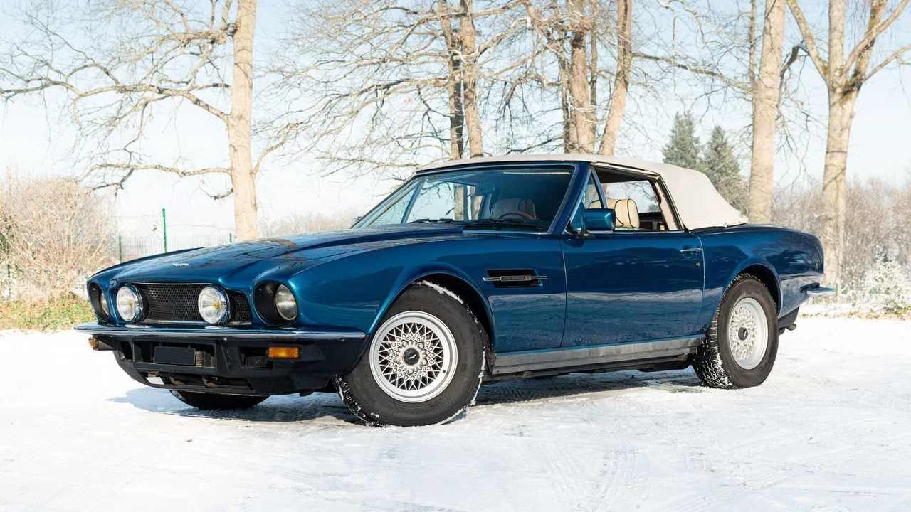 1986 Aston Martin DBS V8 & V8 & V8 Vantage - Image 26 of 31