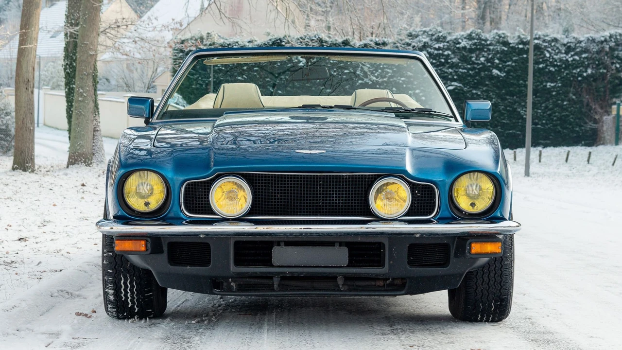 1986 Aston Martin DBS V8 & V8 & V8 Vantage - Image 12 of 31