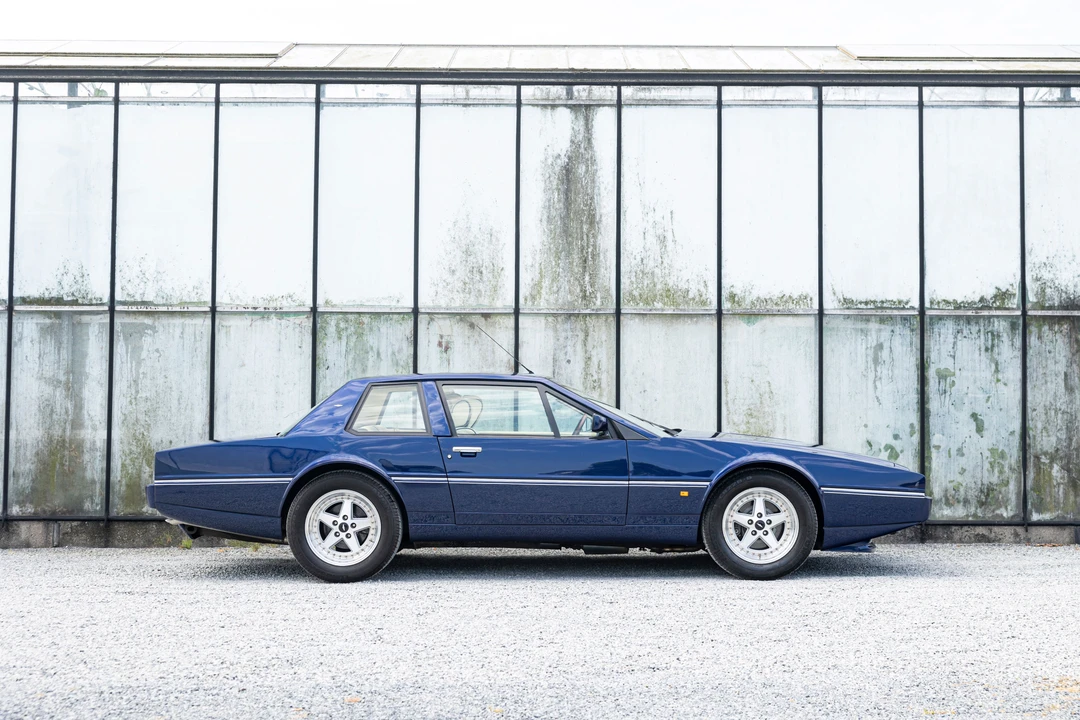 1986 Aston Martin Virage - Image 24 of 31