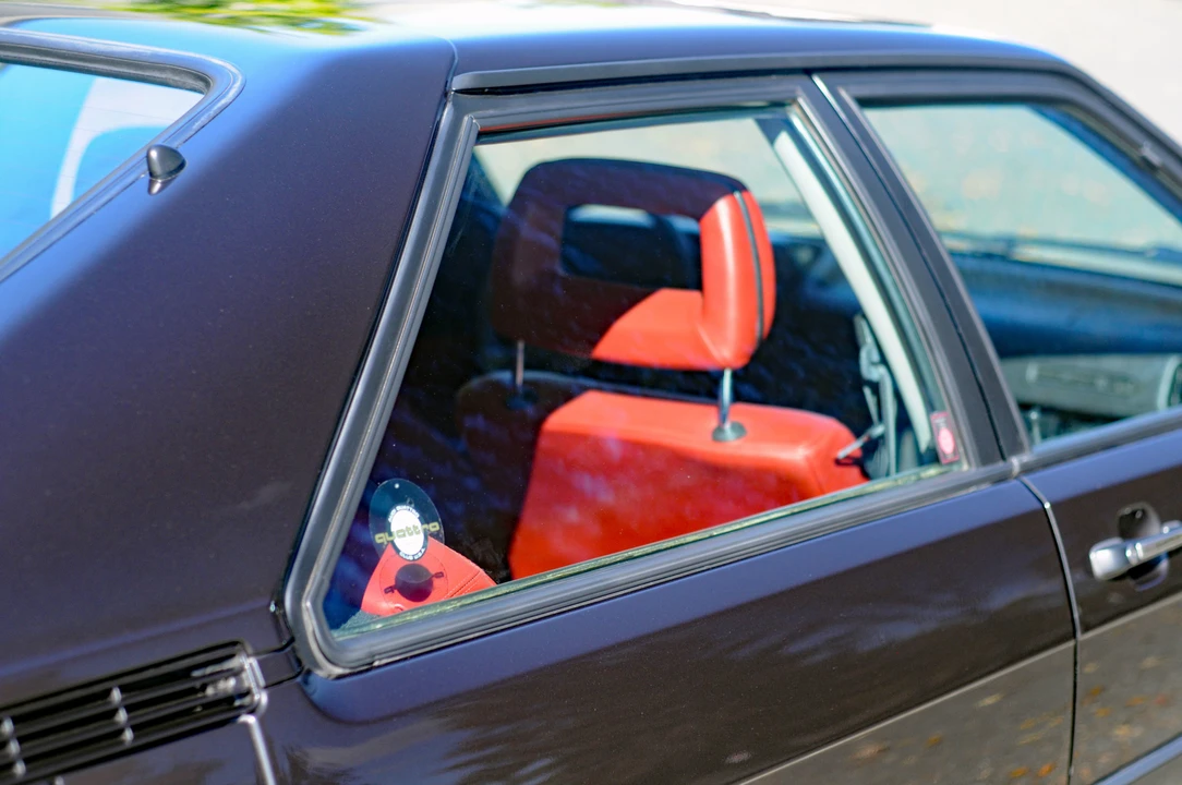 1986 Audi Coupe & Cabriolet - Image 13 of 31