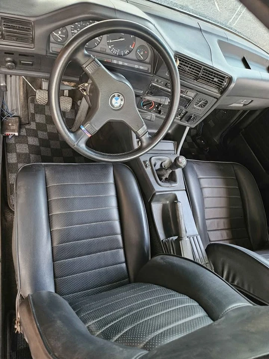 1986 BMW E30 3 Series - Image 19 of 20