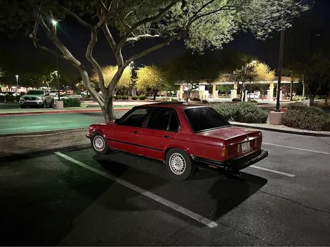 1986 BMW 3 Series 325i Sedan 4D