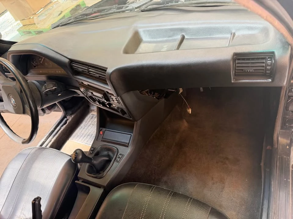 1986 BMW E30 3 Series - Image 10 of 10