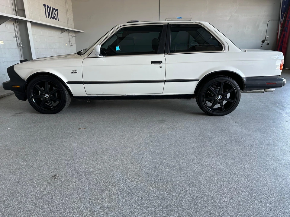1986 BMW E30 3 Series - Image 16 of 31