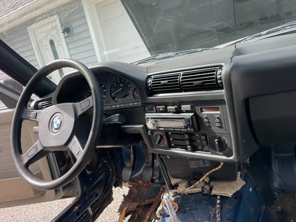 1986 BMW E30 3 Series - Image 22 of 24