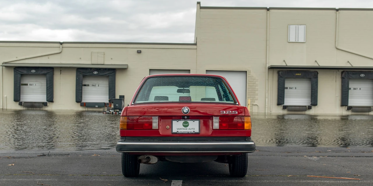 1986 BMW E30 3 Series - Image 16 of 31