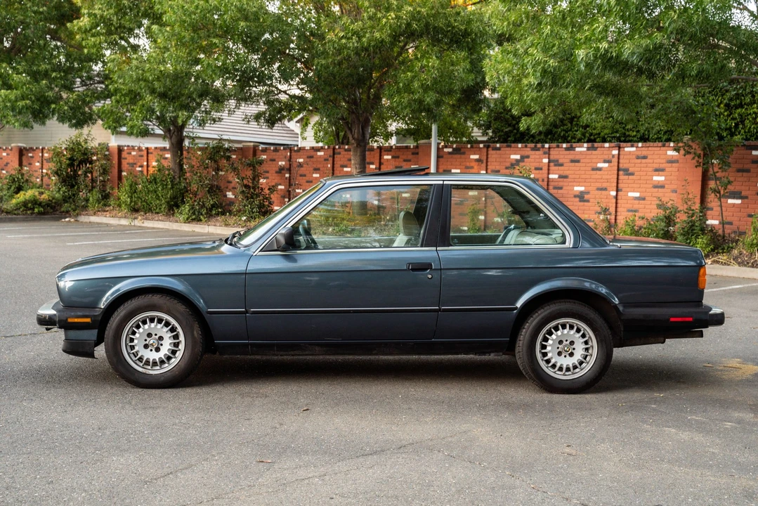 1986 BMW E30 3 Series - Image 5 of 31