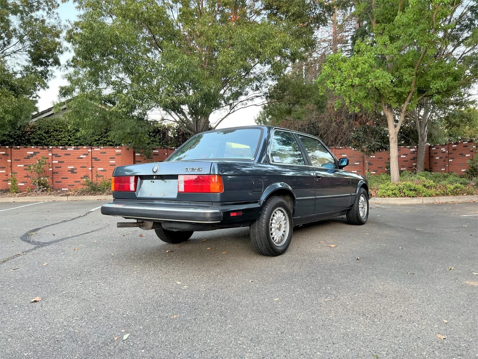 1986 BMW E30 3 Series - Image 19 of 31