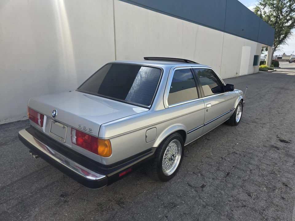 1986 BMW E30 3 Series - Image 14 of 31
