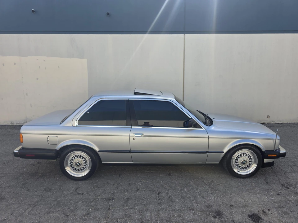 1986 BMW E30 3 Series - Image 12 of 31