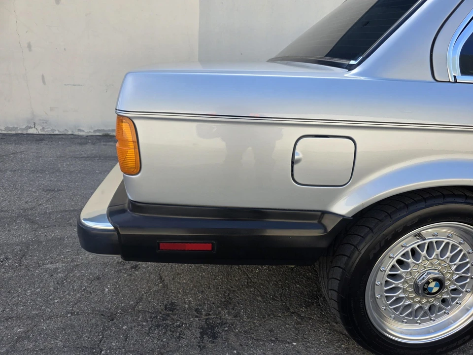 1986 BMW E30 3 Series - Image 24 of 31