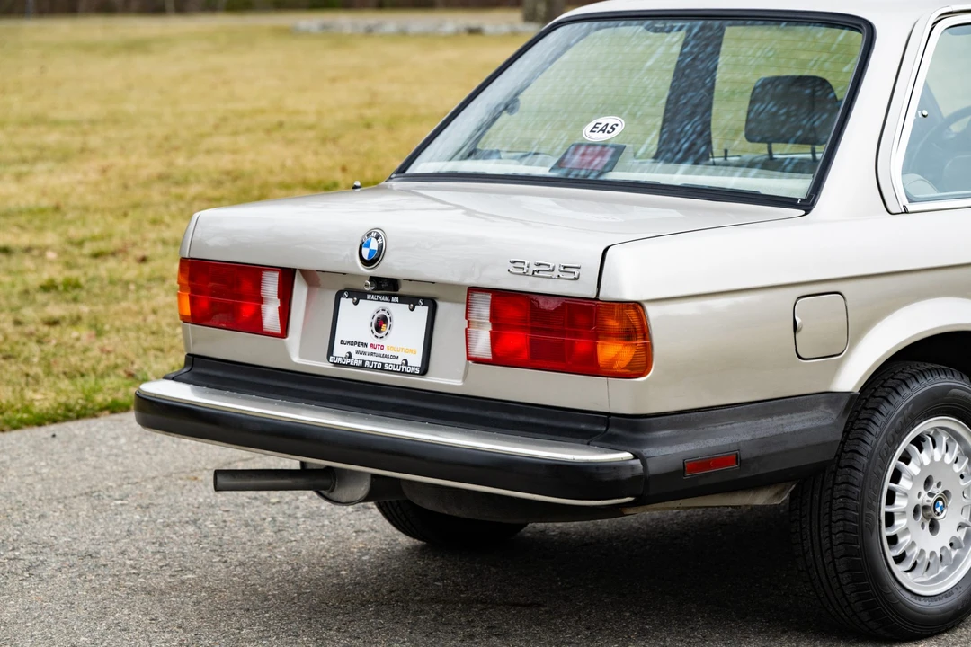 1986 BMW E30 3 Series - Image 23 of 31